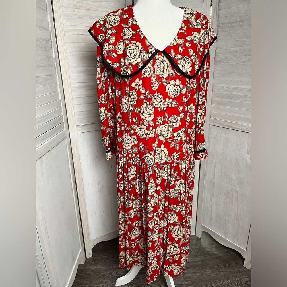 Vintage LANG 2 red/cream/black dress XL collar black trim dress sz 14